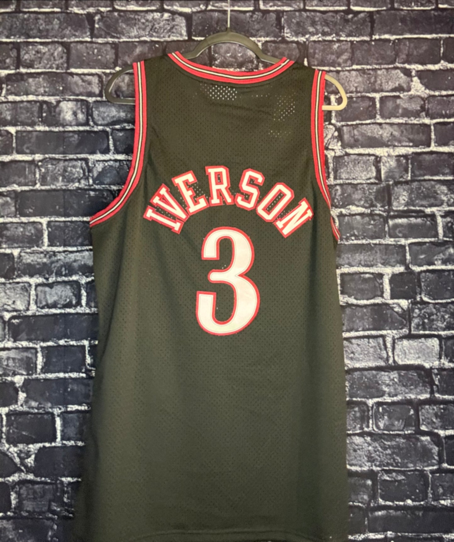 Philadelphia 76ers - Allen Iverson (XL)