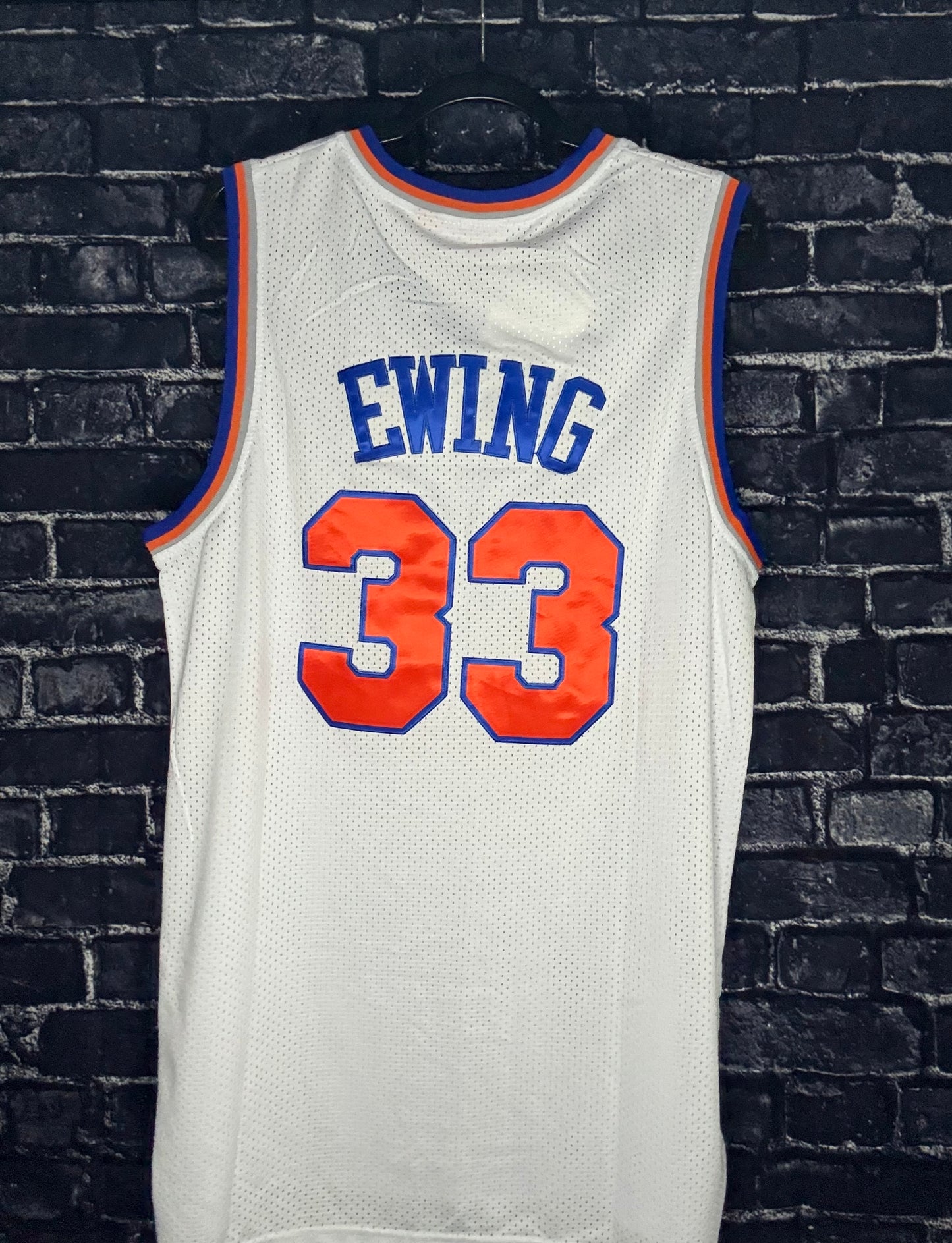 New York Knicks 1985/86 - Patrick Ewing (L)