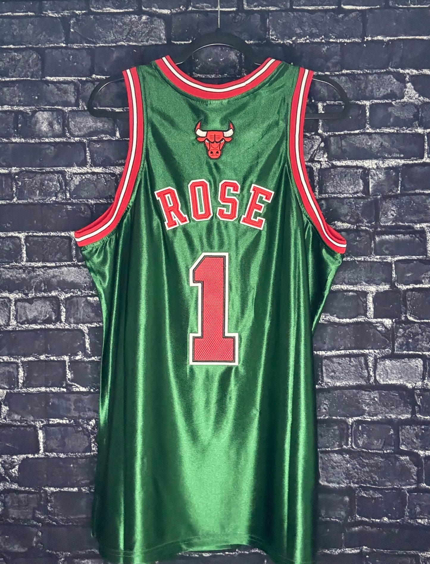 Chicago Bulls 2008/09 Go Green - Derrick Rose (L)