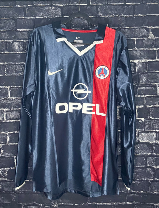 PSG 2001/02 Home - Ronaldinho (L)