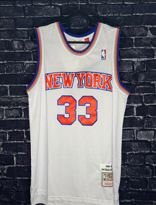 New York Knicks 1985/86 - Patrick Ewing (L)