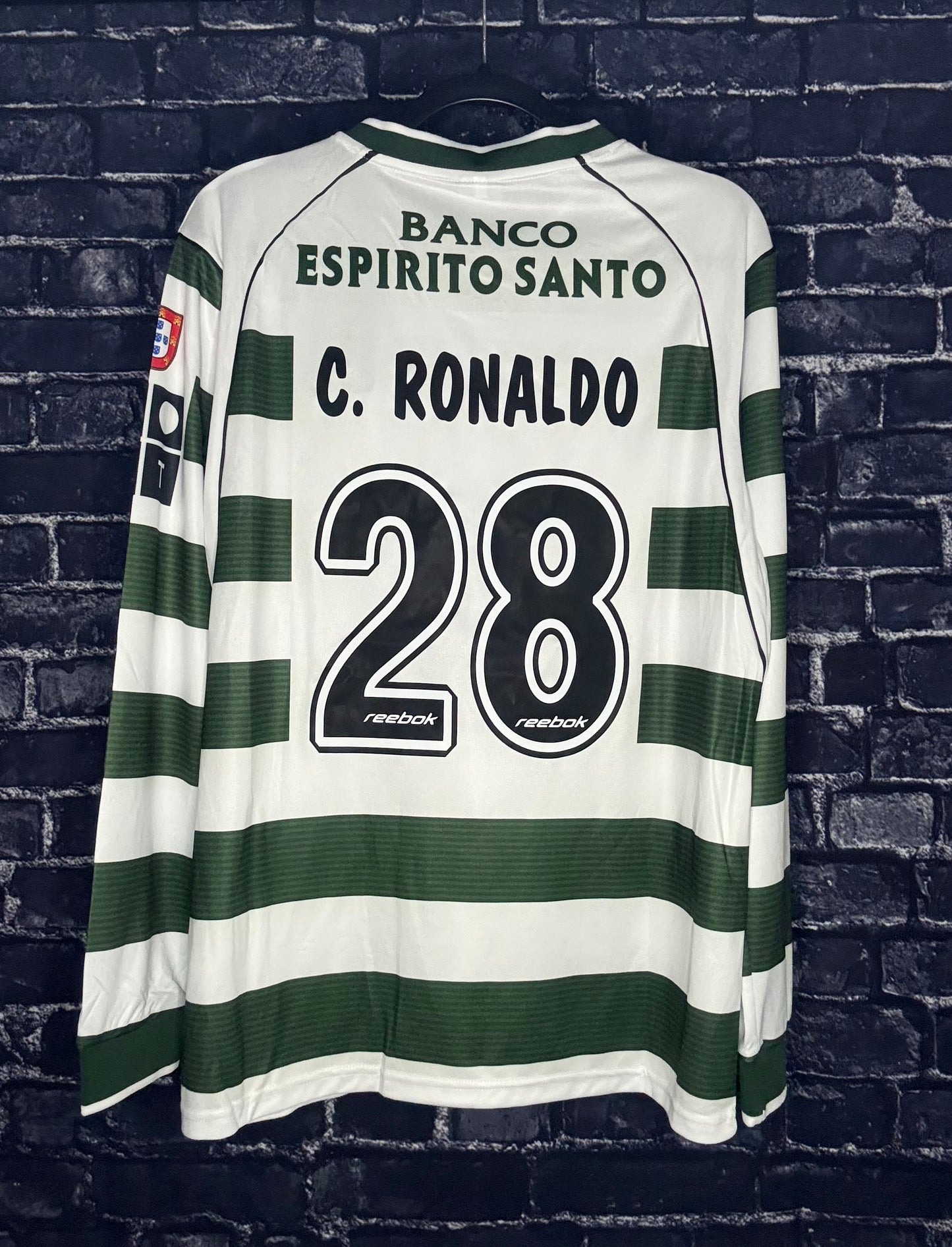 Sporting Lisbon 2002/03 Home - Cristiano Ronaldo (L)